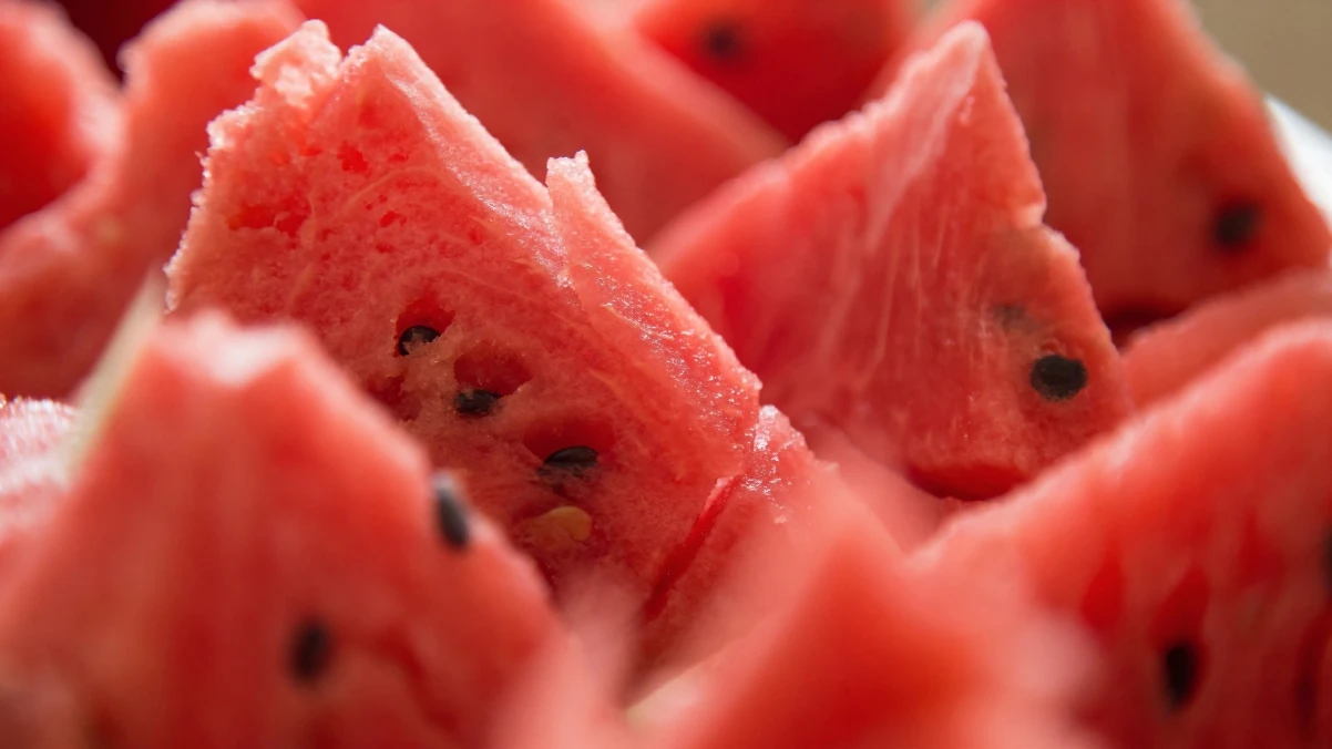 无需上传即可离线压缩与转换图片：MAZANOKE图像优化工具